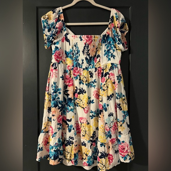 Torrid Multicolor Floral Knot dress - Picture 2 of 4